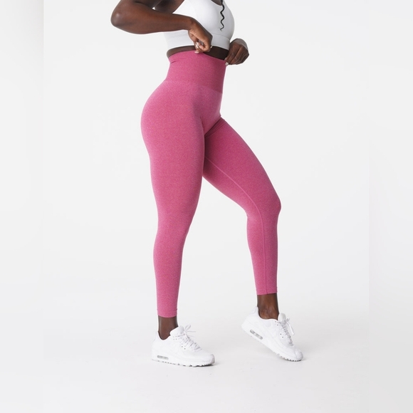 BUNDLE OF 2 NVGTN Seamless Women Leggings Size Medium Pink And Blue Activewear - Picture 2 of 15